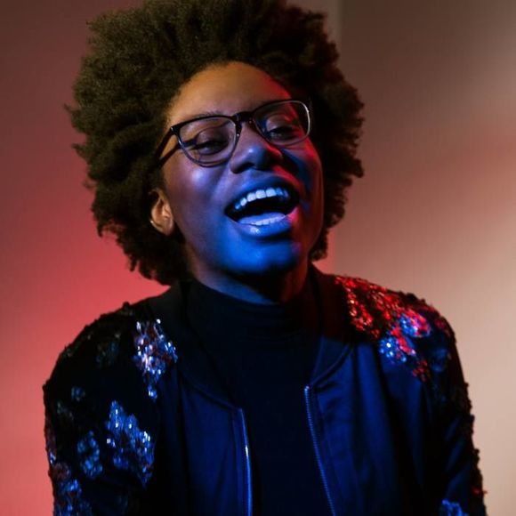 Meet your Posher, Ola - Picture 1 of 1